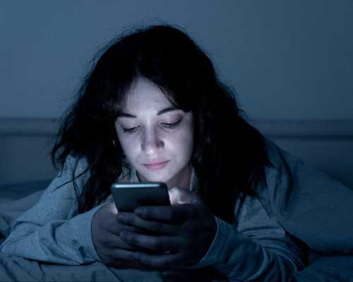 高龄生育新篇章：50岁夫妇海外助孕，供卵代怀喜得龙凤胎